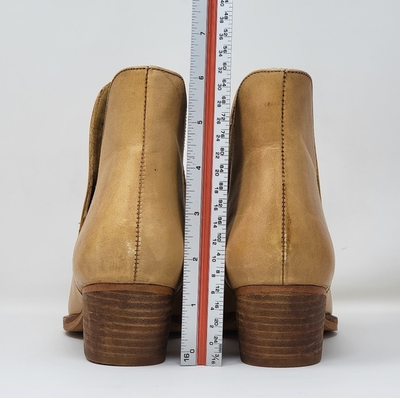 ⁹Free People Charm Double V Ankle Bootie Women's Taupe Color Size 36 New - Picture 7 of 12